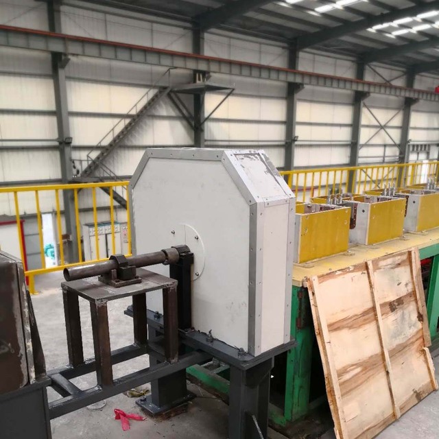 螺紋鋼測(cè)徑儀實(shí)景 螺紋鋼測(cè)徑儀實(shí)景